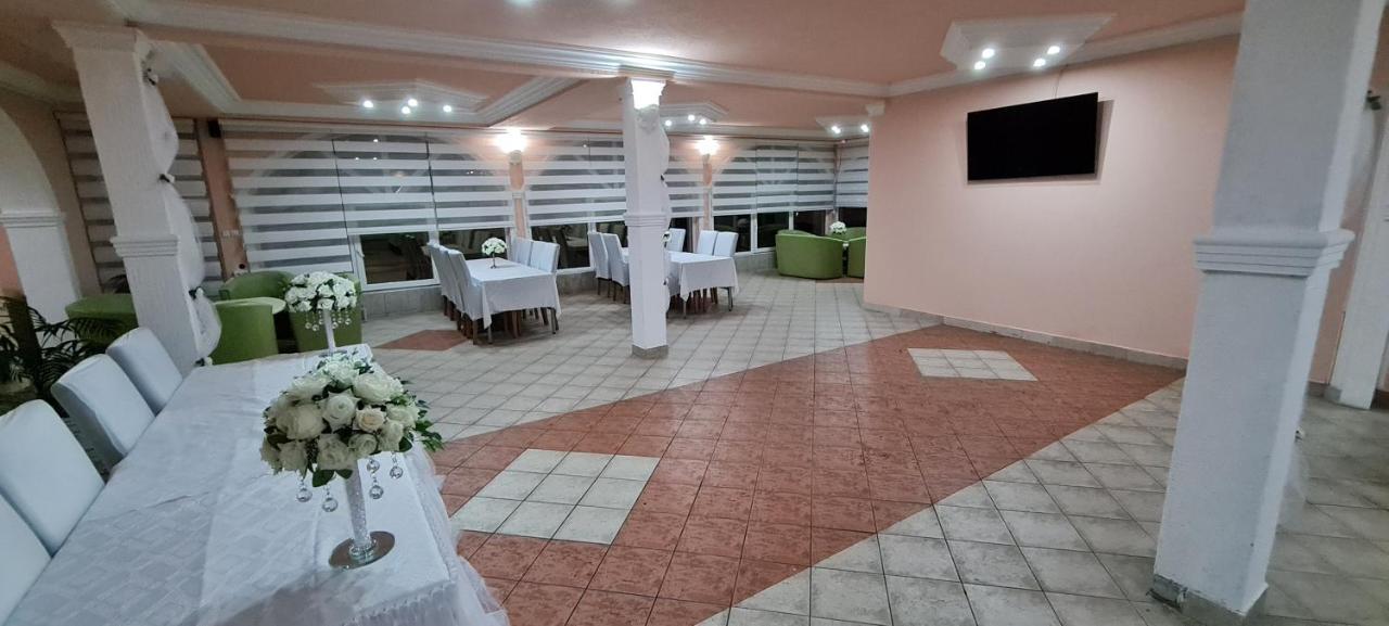 Motel Bella Ljesevo Екстер'єр фото